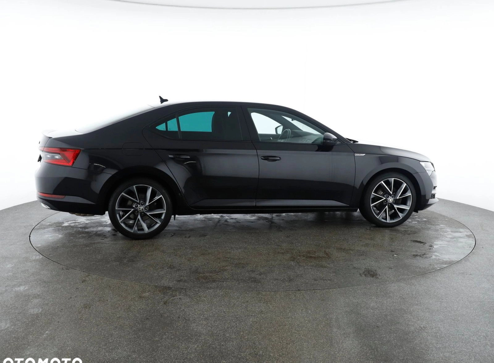 Skoda Superb cena 125900 przebieg: 87796, rok produkcji 2020 z Rybnik małe 781
